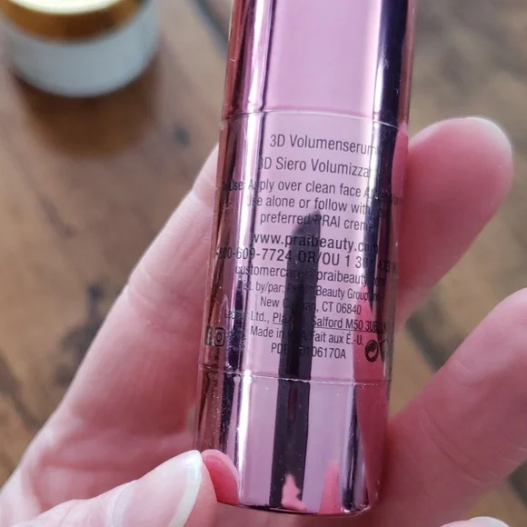 BEAUTY BUNDLE 💕 - Picture 6 of 6